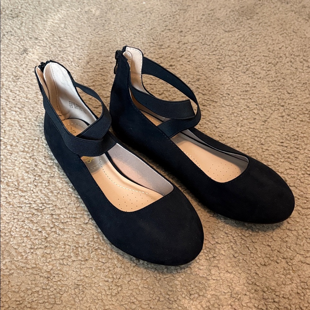 Dream Pairs Black Ankle Strap Flats